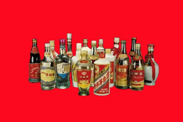 洮北区回收十八老酒.jpg